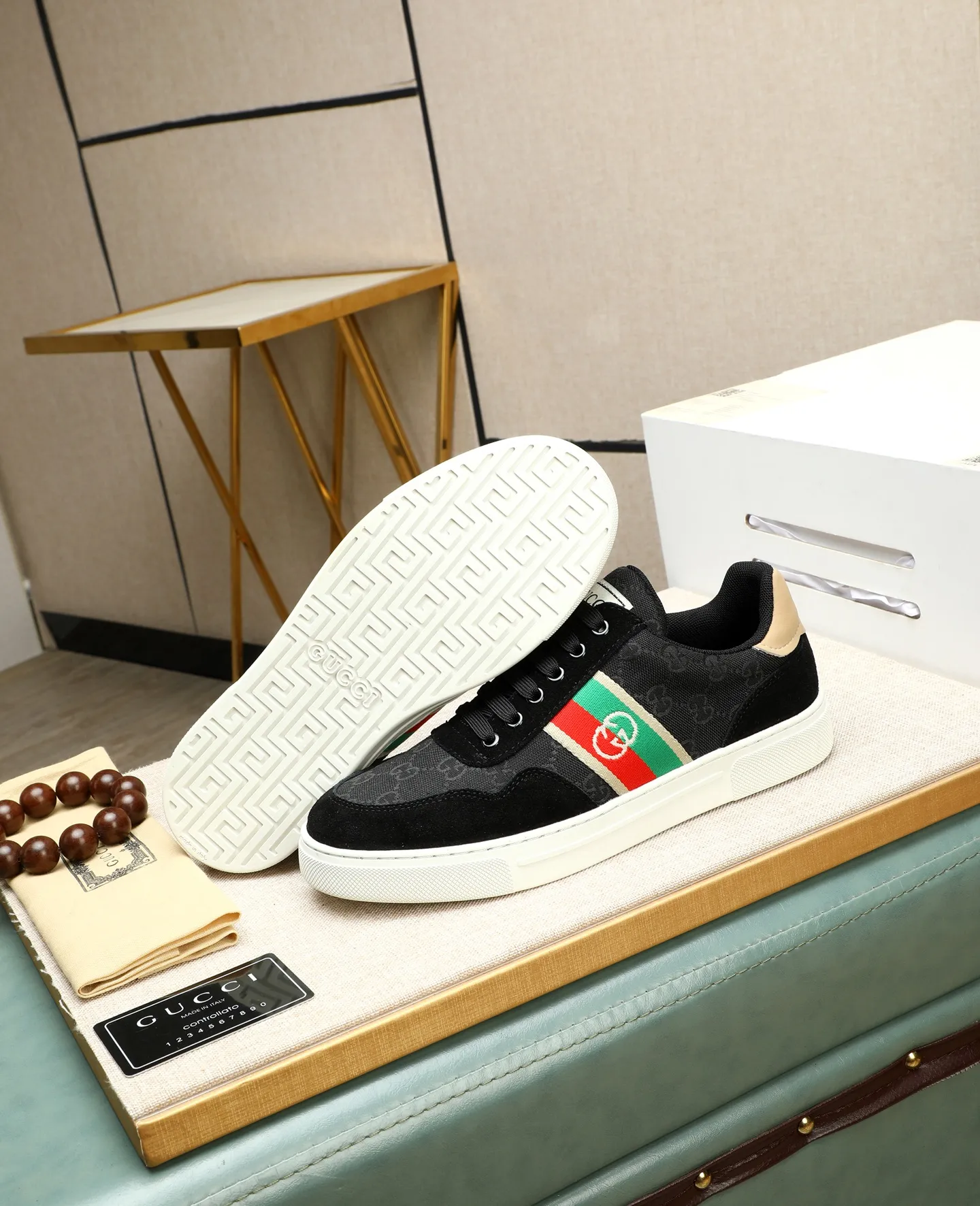 Men's men's shoes 💰440 GUCCI🔍🔍The latest model is on sale at the same time at the counter. Original calfskin imported from Italy, genuine leather lining, (high-end, noble, and classy) with exquisite workmanship. Sole: Original sole provided by the original factory, ⚠Exclusive double-layer movable molded sole super comfortable⚠, real shot 🎬The real thing is better🔍🔍"High quality·Follow the order" Code number 38-44